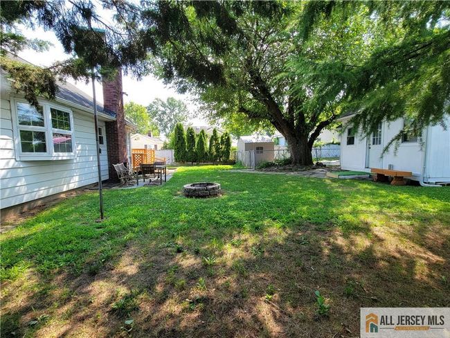 832 State Route 35, House other with 2 bedrooms, 2 bathrooms and null parking in South Amboy NJ | Image 6