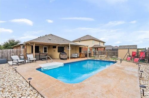 9813 Iron Horse Trl, Waco, TX, 76708-6166 | Card Image