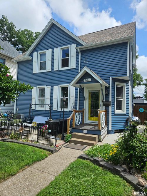 241 S Lincoln Ave, Davenport, IA, 52802-1714 | Card Image