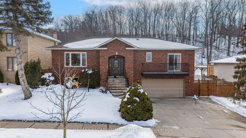 29 President Dr, Stoney Creek, ON, L8G4H2 | Card Image