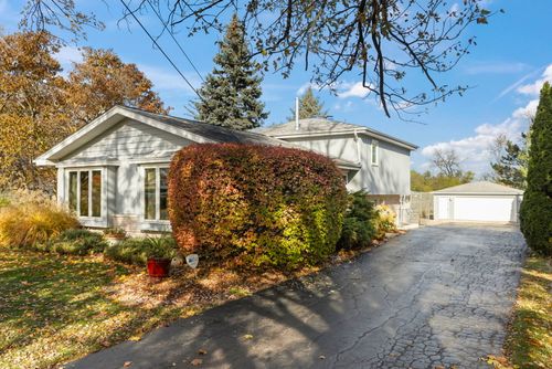 3068 Hickory Rd, Homewood, IL, 60430-1406 | Card Image