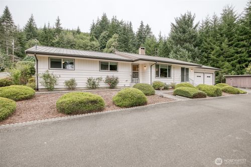 210 Hirschbeck Hts, Aberdeen, WA, 98520-5746 | Card Image