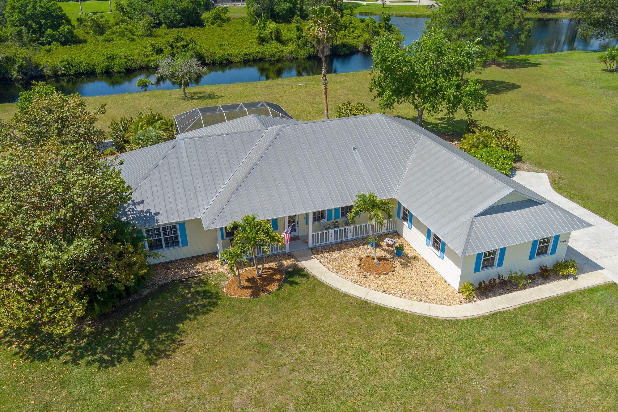Pueblo Ter, Palm City, FL 34990