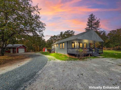 351 Oxyoke Rd, Grants Pass, OR, 97526-8731 | Card Image