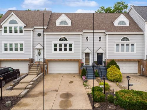 108 Abbey Ln, Pittsburgh, PA, 15236-1670 | Card Image