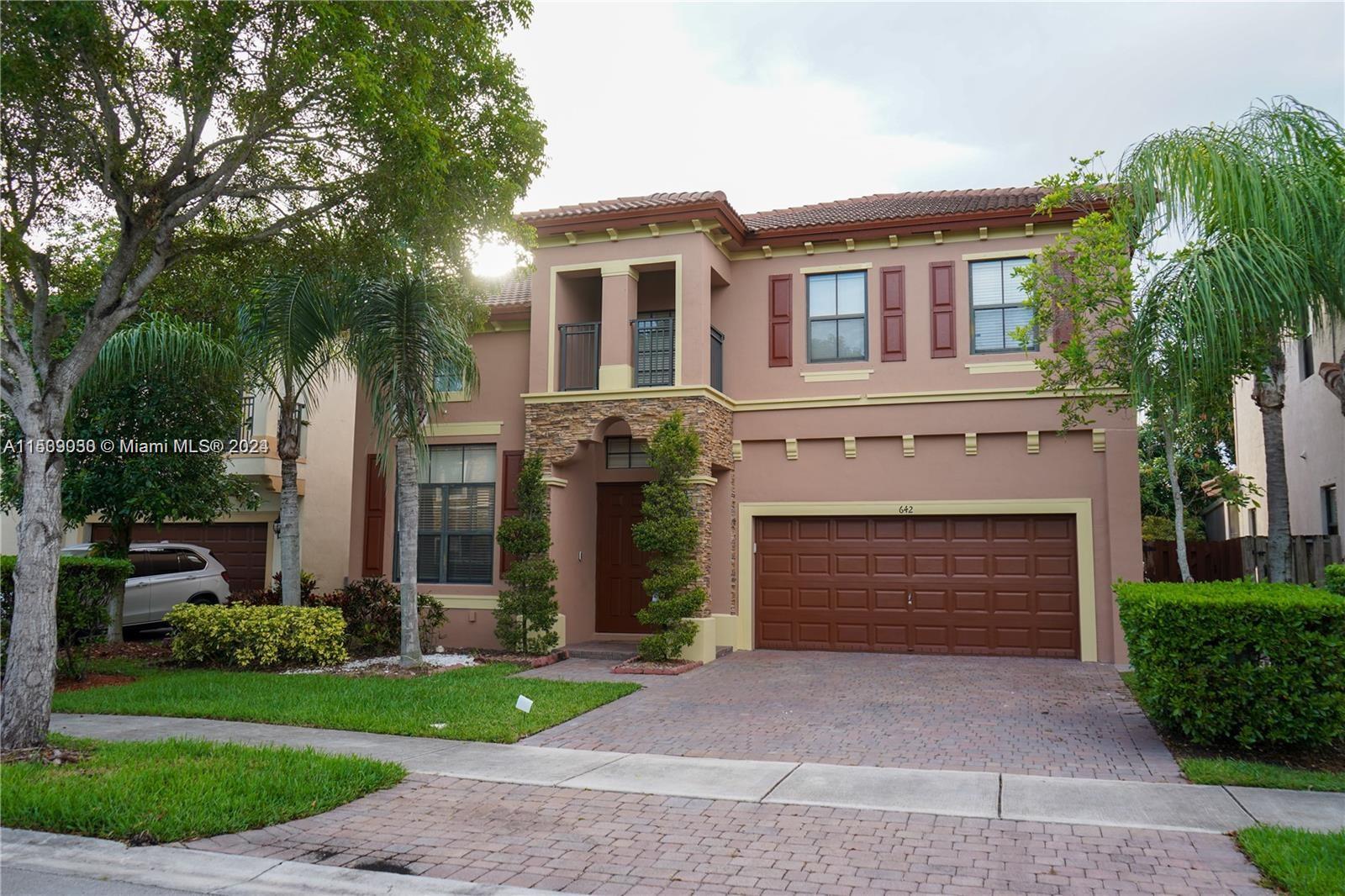 37th Pl, Homestead, FL 33033