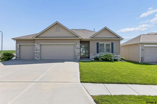 17203 Jackson Ave, Gretna, NE, 68028-6999 | Card Image