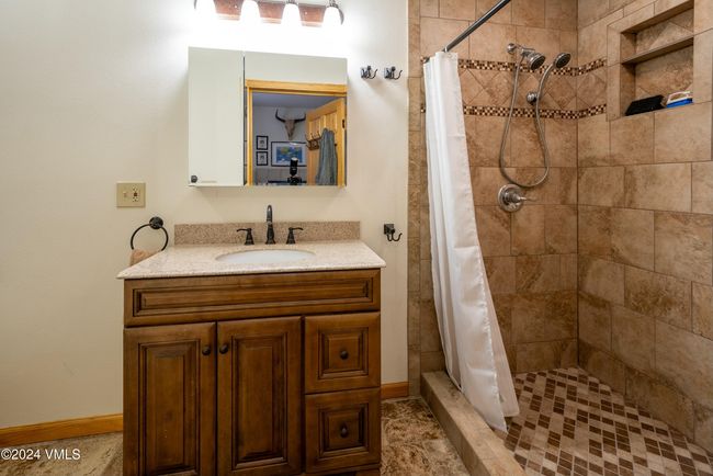 B - 228 W Beaver Creek Blvd, Home with 4 bedrooms, 6 bathrooms and null parking in Avon CO | Image 12