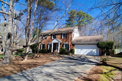 406 Port Royal Dr, Matthews, NC, 28105-1518 | Card Image