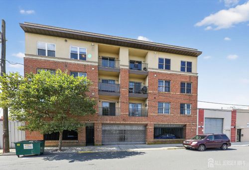 407-15 Tichenor St, Newark, NJ, 07102-3312 | Card Image
