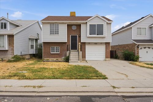 7985 Saint Ives Ln, West Jordan, UT, 84088-7615 | Card Image