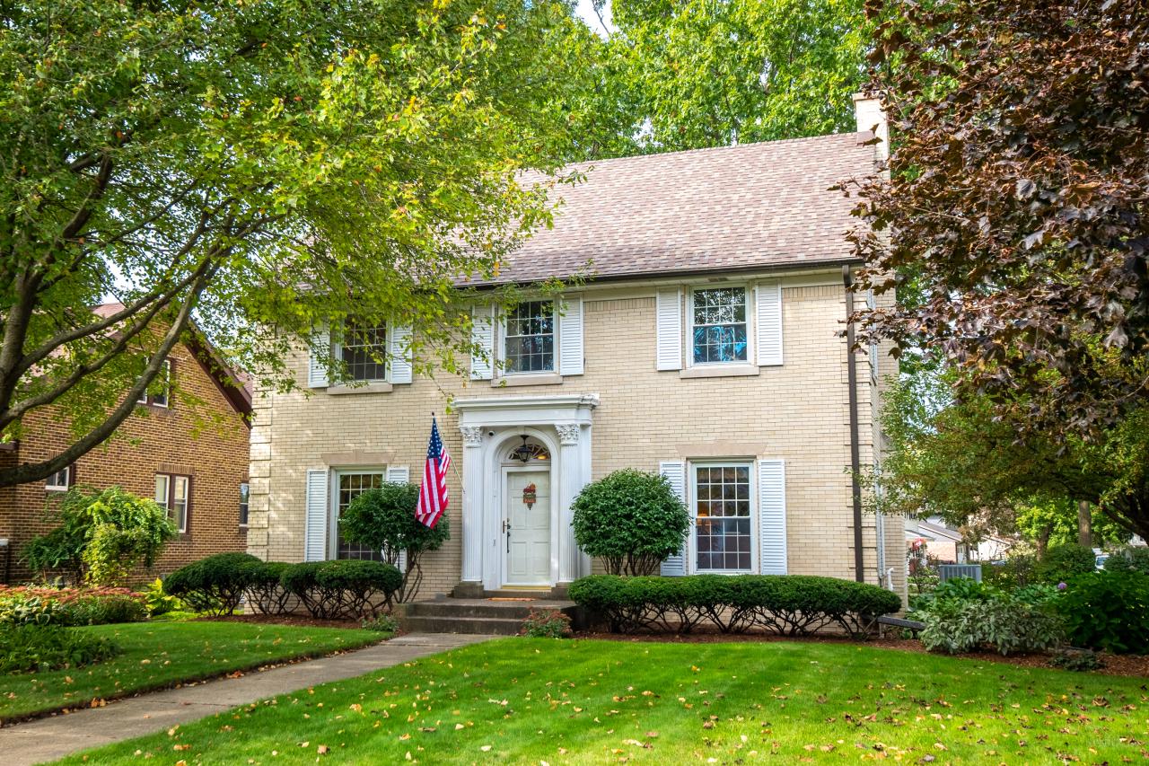 Emerson Ave, South Milwaukee, WI 53172
