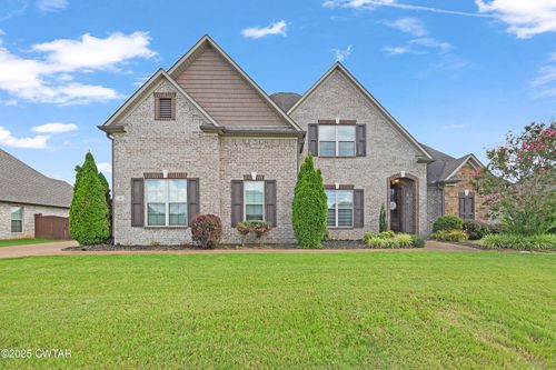 40 Ravenwood Dr, Jackson, TN, 38305-8596 | Card Image