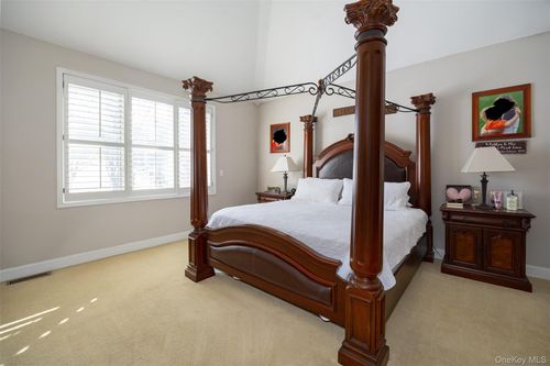 59 Wintergreen Pl, East Fishkill, NY, 12533-6581 | Card Image