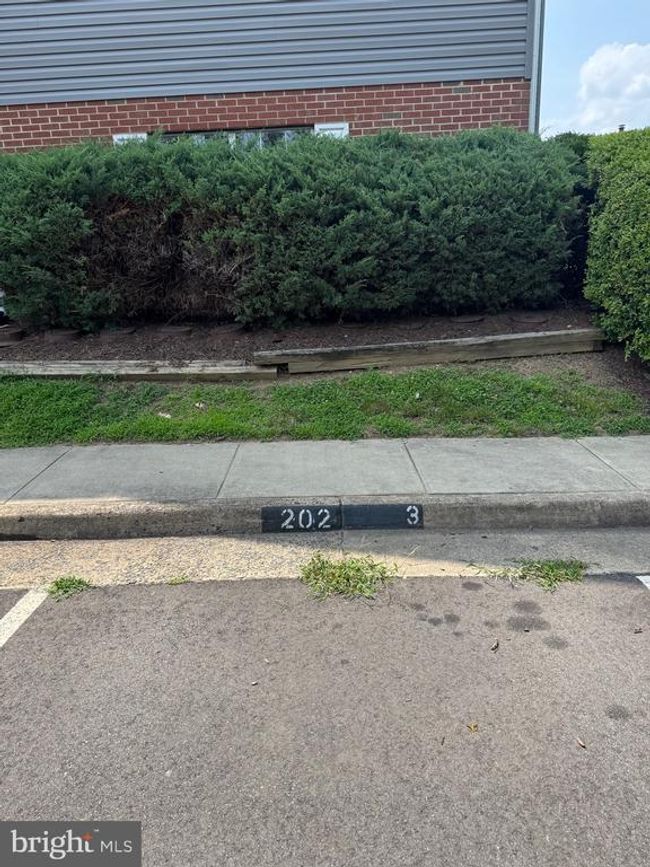 APT-72 - 202 Grosvenor Ln, Condo with 2 bedrooms, 1 bathrooms and null parking in STAFFORD VA | Image 24