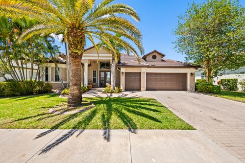 8027 N Savannah Cir, Davie, FL, 33328-3031 | Card Image