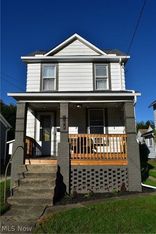 166 17th St Nw, Barberton, OH, 44203-7011 | Card Image
