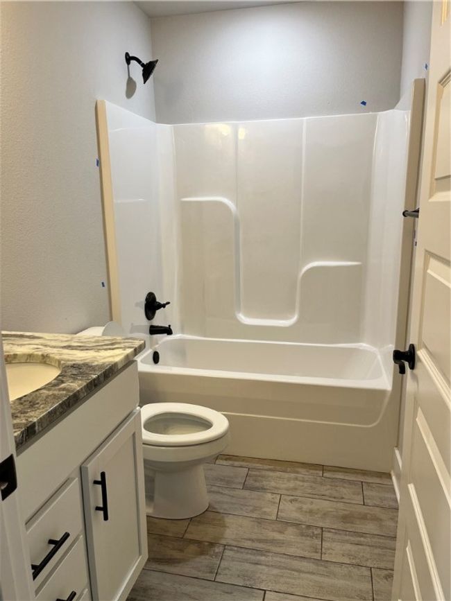 Common Bath | Image 21