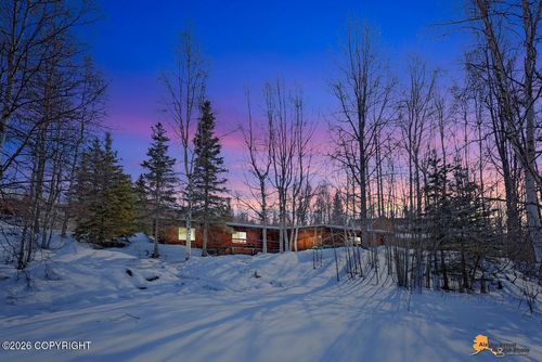 14523 Don Cir, Eagle River, AK, 99577-9205 | Card Image