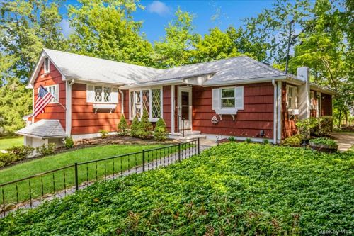 25 Lowerre Pl, Valley Cottage, NY, 10989-2322 | Card Image