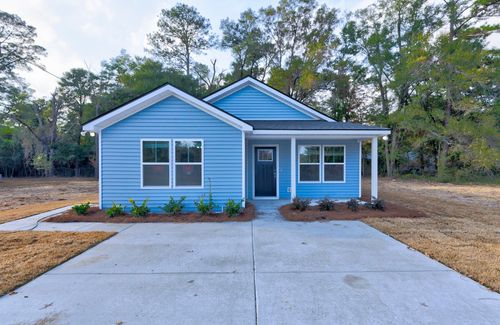913 N Lemacks St, Walterboro, SC, 29488-3019 | Card Image