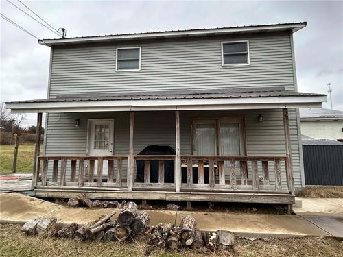 583 Mcclellandtown Rd, Uniontown, PA, 15401-5049 | Card Image