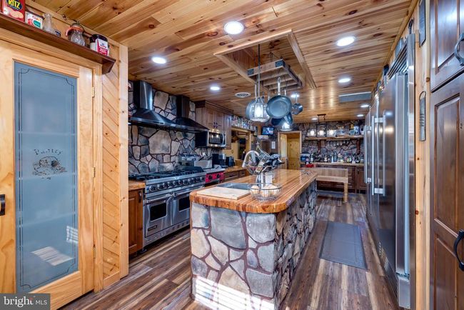 528 Ellis Dr, House other with 3 bedrooms, 3 bathrooms and null parking in LURAY VA | Image 9