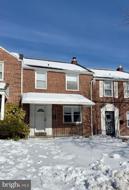 902 Andover Rd, BALTIMORE, MD, 21218-2020 | Card Image