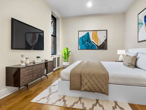 4b-151 E 81st St, New York, NY, 10028-1850 | Card Image