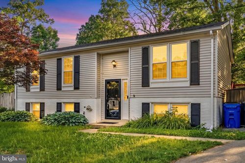 17624 Lindstrom Ct, GAITHERSBURG, MD, 20877-1043 | Card Image