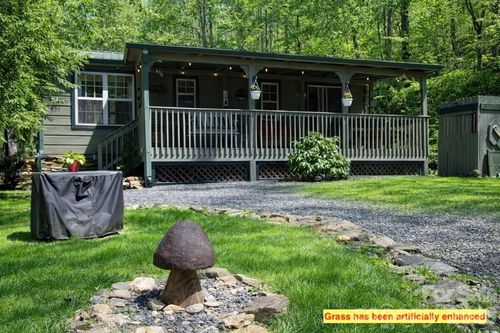 307 Dancing Leaf, Bakersville, NC, 28705-8834 | Card Image