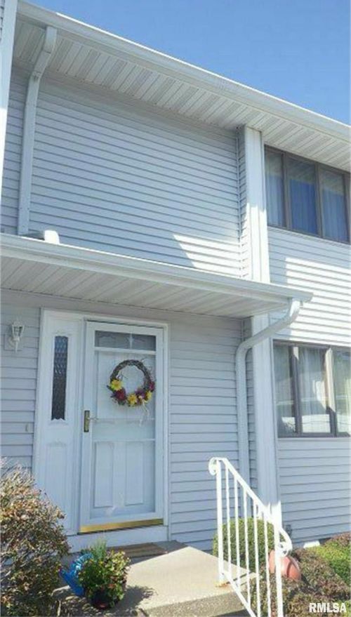 3750 Eastwood Ct, Bettendorf, IA, 52722-2858 | Card Image