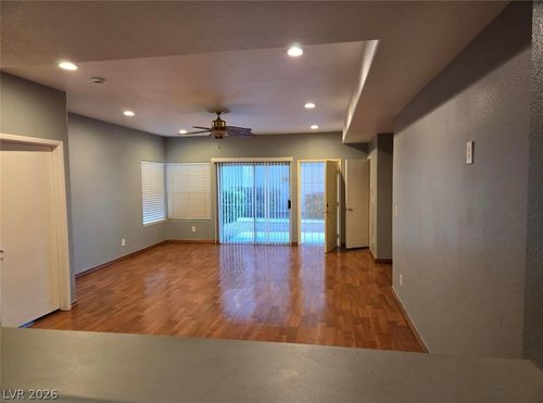 1036-5125 W Reno Ave, Las Vegas, NV, 89118-1585 | Card Image