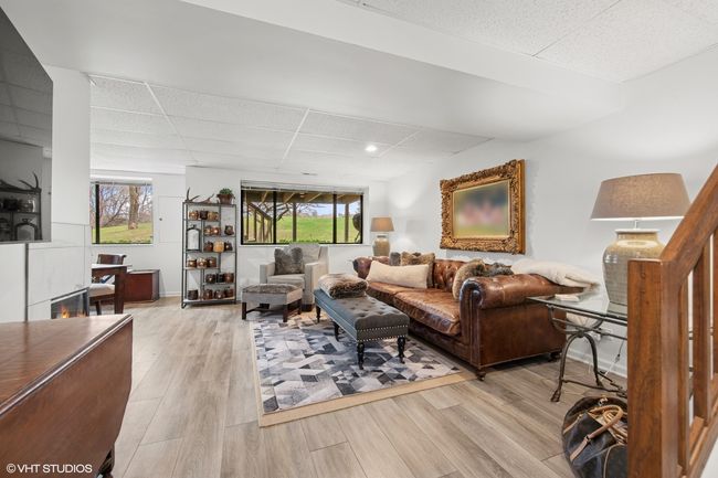 1025 - 982 Longmeadow Ct, Townhouse with 3 bedrooms, 4 bathrooms and 2 parking in Lake Barrington IL | Image 47