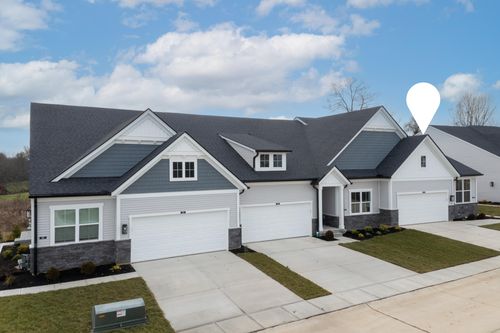 825 Amesbury Dr, Florence, KY, 41042-9212 | Card Image