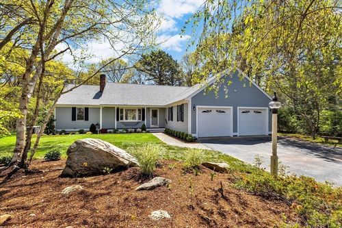98 Old Campus Dr, East Falmouth, MA, 02536-4423 | Card Image