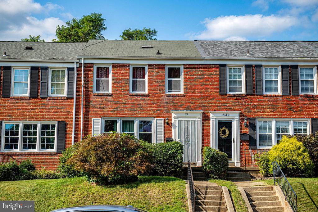 Doxbury Rd, Towson, MD 21286