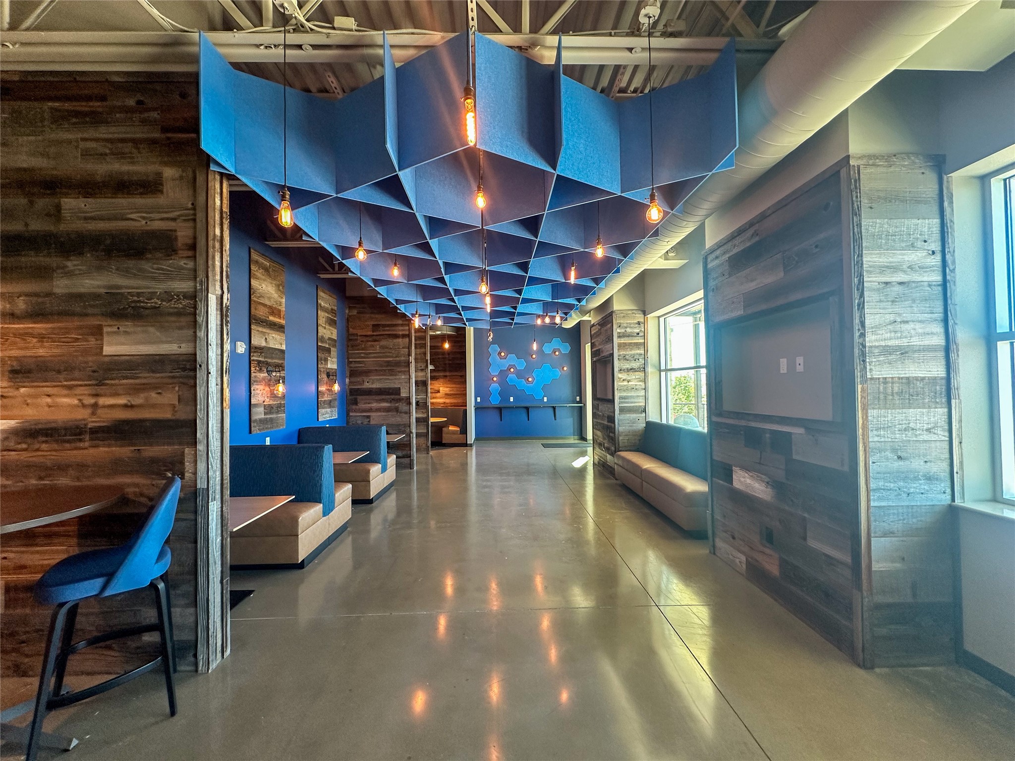 Commercial Lease in Aledo 5
