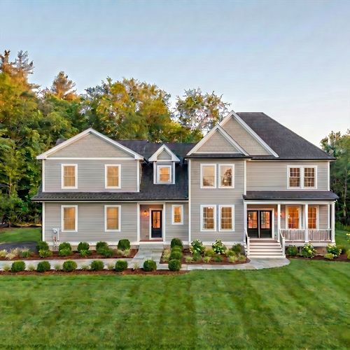 1 Sanderson Pl, Clinton, MA, 01510-2119 | Card Image