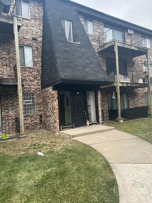 apt-204-1017 194th St, Glenwood, IL, 60425-2195 | Card Image