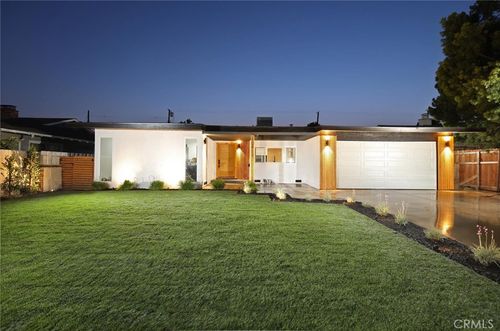 10415 Bevis Ave, Mission Hills, CA, 91345-2103 | Card Image