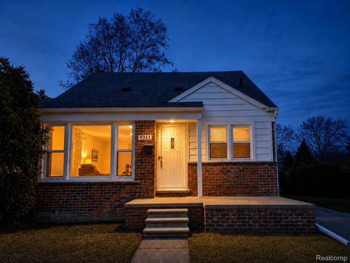 9311 Dixie, Redford, MI, 48239-1575 | Card Image