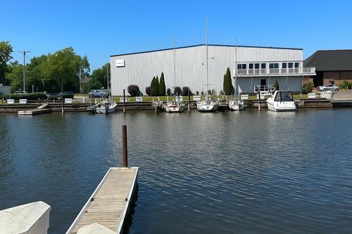 43 Gaslight Pointe Marina, RACINE, WI, 53403 | Card Image