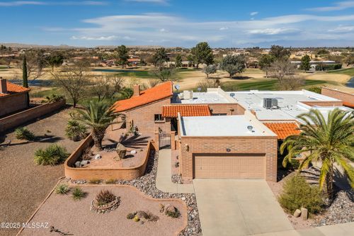736 W Desert Hills Dr, Green Valley, AZ, 85622-8427 | Card Image