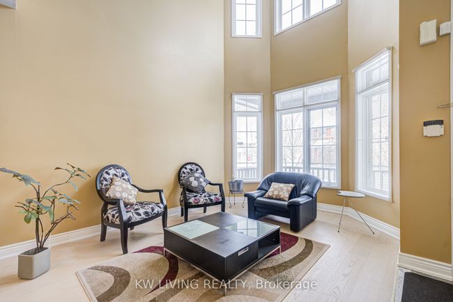 70 Russell Hill Rd, House other with 3 bedrooms, 3 bathrooms and 2 parking in Markham ON | Image 4