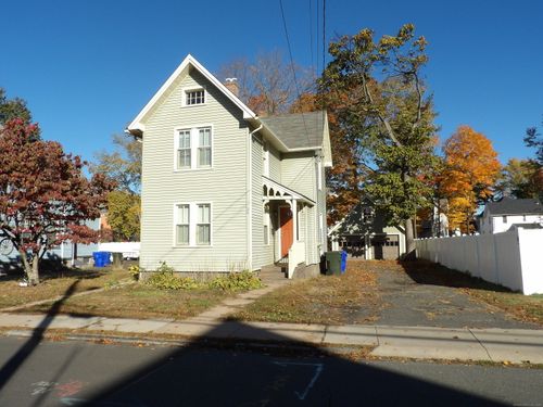 32 Wells Ave, East Hartford, CT, 06108-2269 | Card Image