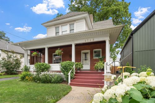 4743 Epworth Cir, Niagara Falls, ON, L2E1E1 | Card Image