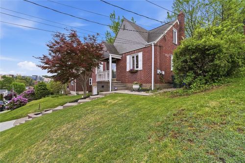 4580 Echo Glen Dr, Pittsburgh, PA, 15236-4814 | Card Image