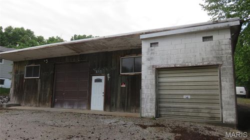 811 Hollywood Heights Road, Caseyville, IL, 62232 | Card Image