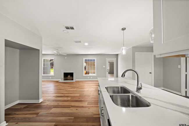 2809 S Robertson Ave, House other with 4 bedrooms, 3 bathrooms and null parking in Tyler TX | Image 15